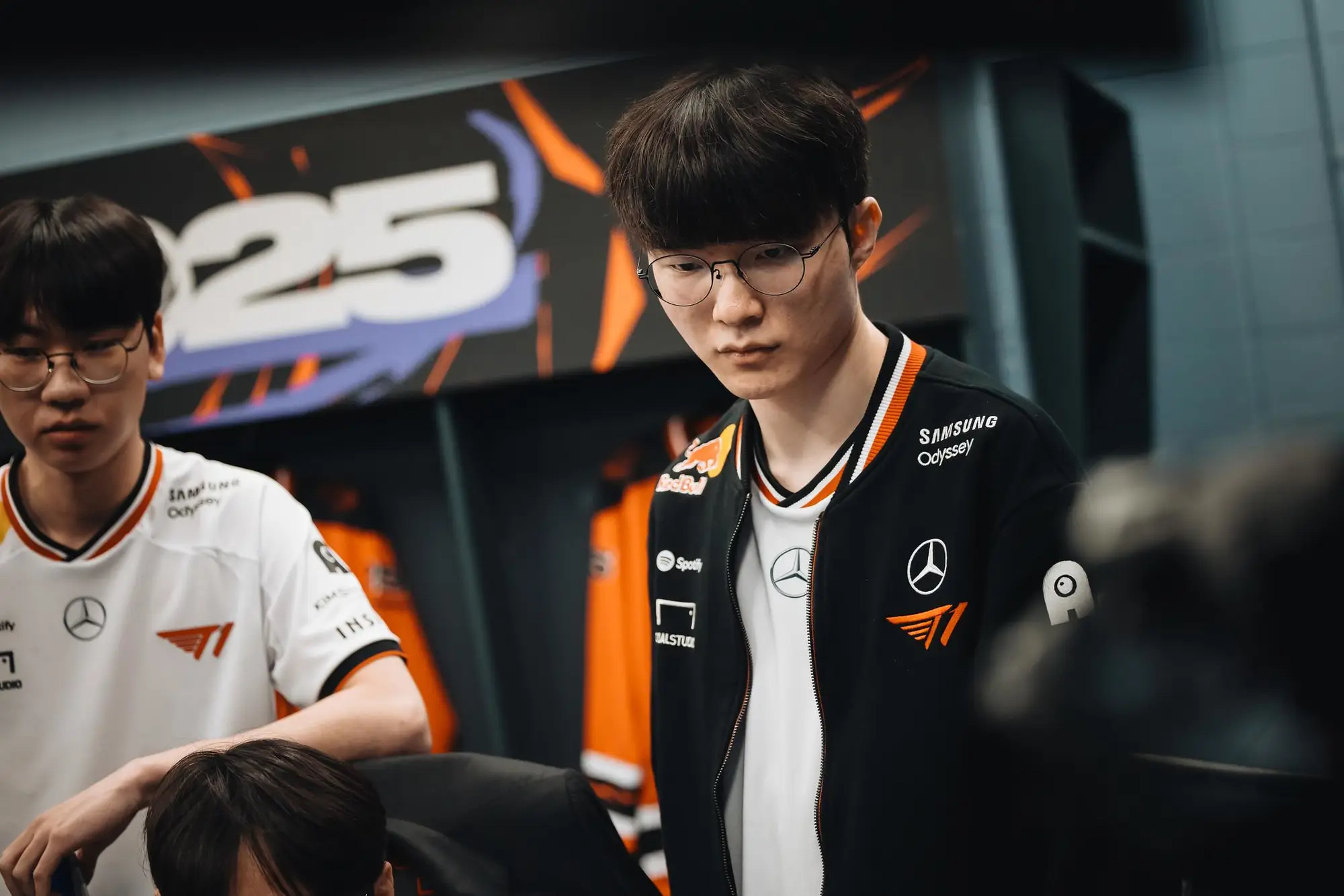 PANDA-Faker在FPX比赛中回归赛场，势不可挡引发热议！的简单介绍